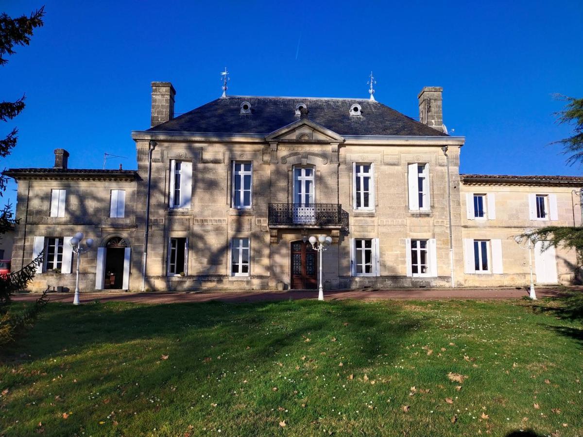 Chateau Begot Lansac  Екстер'єр фото