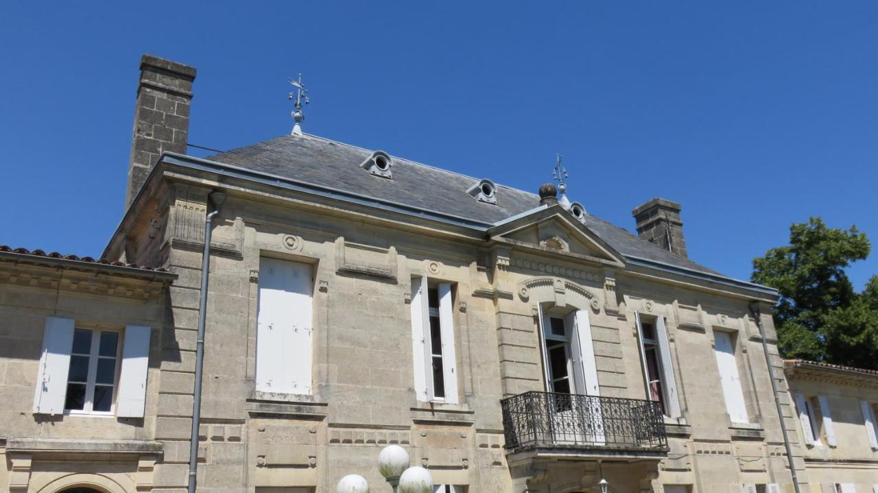 Chateau Begot Lansac  Екстер'єр фото